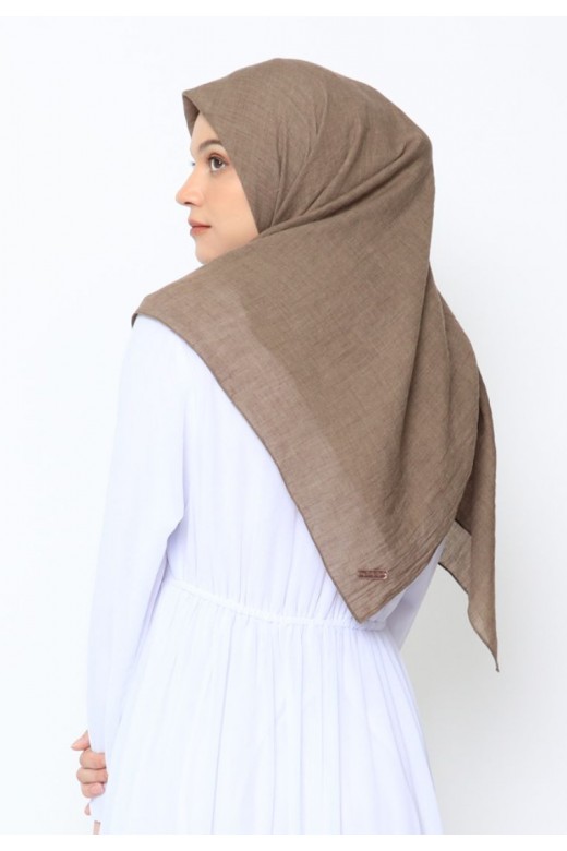 Hijab Segi Empat Voal Irania Coffe